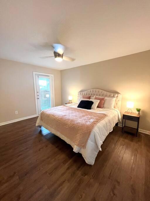 Lovely 2 Bedroom/2 Bath Houston, Heights/Galleria Eksteriør bilde