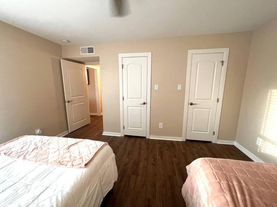 Lovely 2 Bedroom/2 Bath Houston, Heights/Galleria Eksteriør bilde