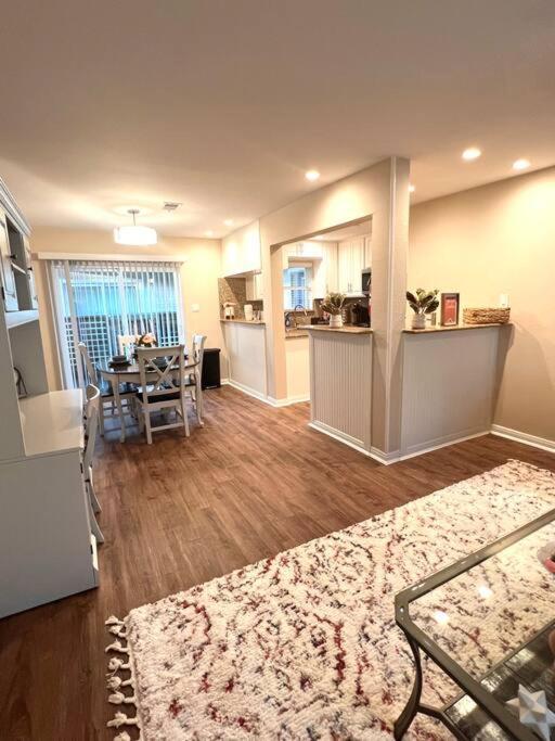 Lovely 2 Bedroom/2 Bath Houston, Heights/Galleria Eksteriør bilde